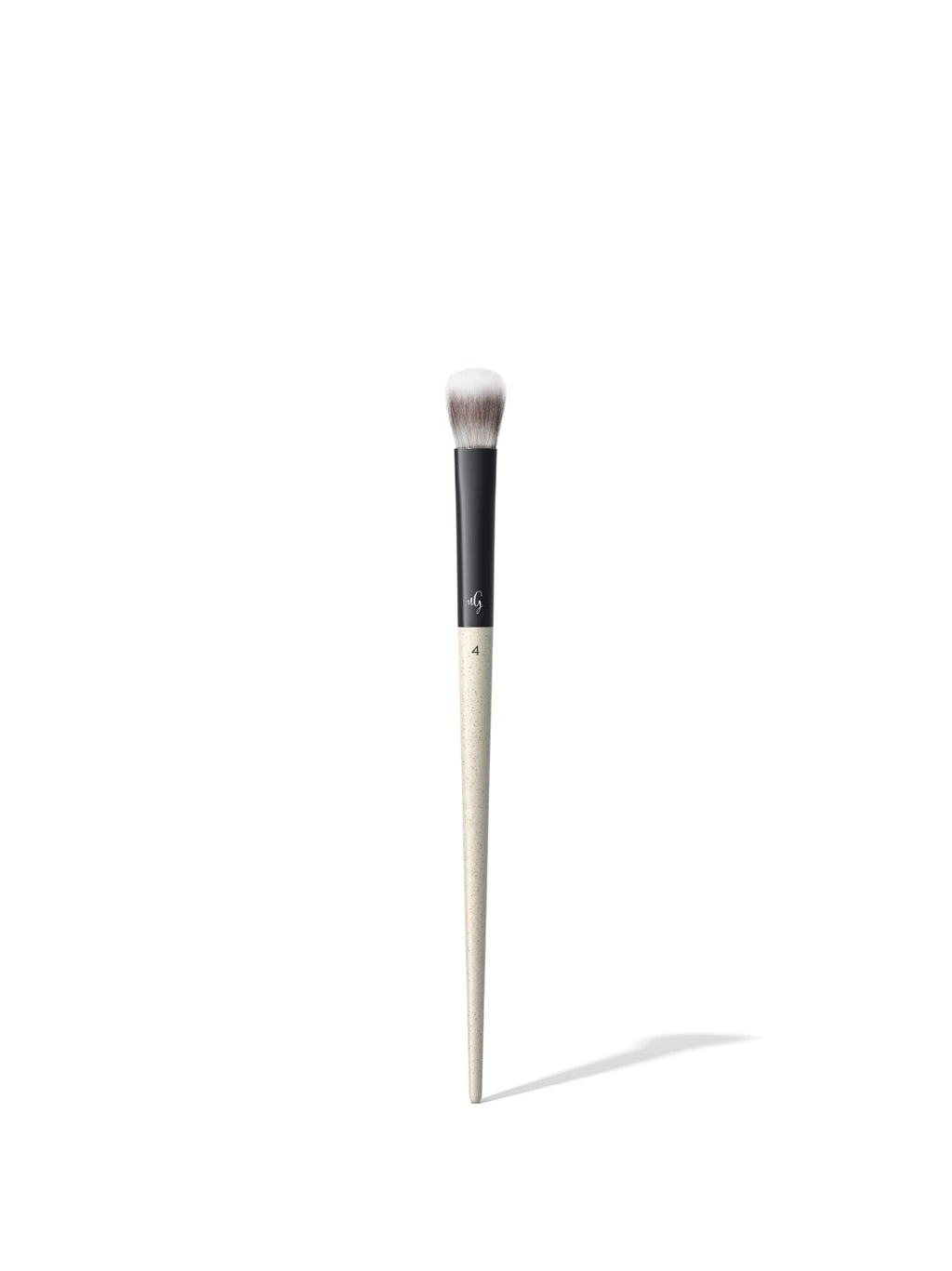 BRUSH 04 Packshot vor weißem Hintergrund