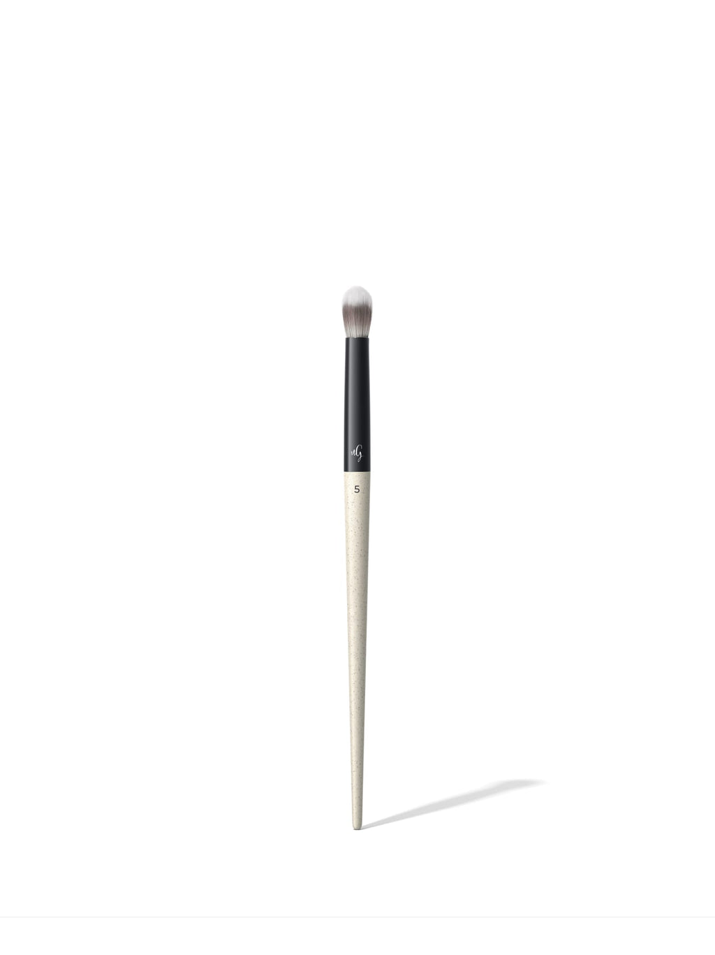 Brush 05 Packshot vor weißem Hintergrund