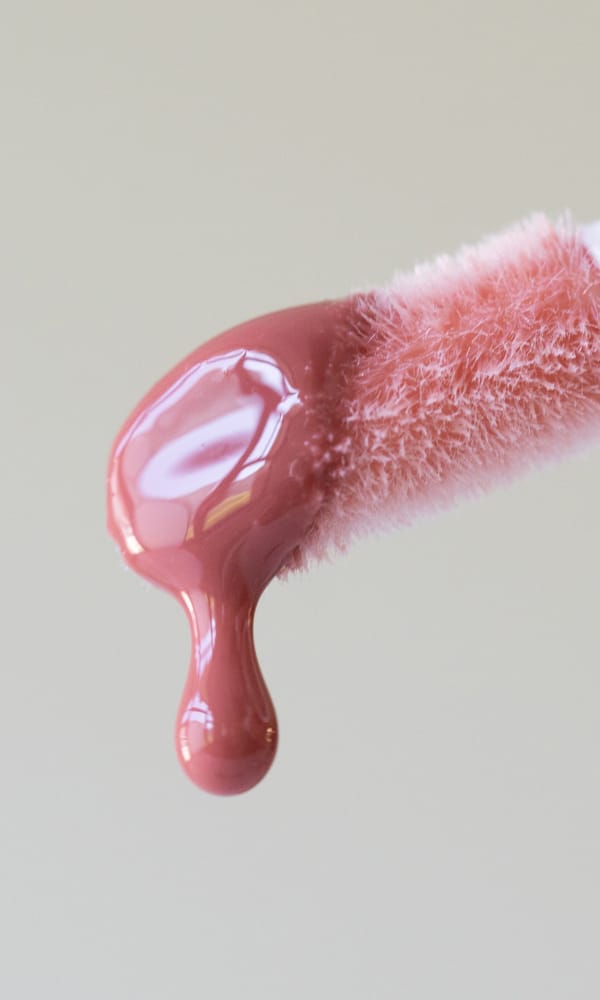 GLIZ Lip Oil Tropfen vom Applikator