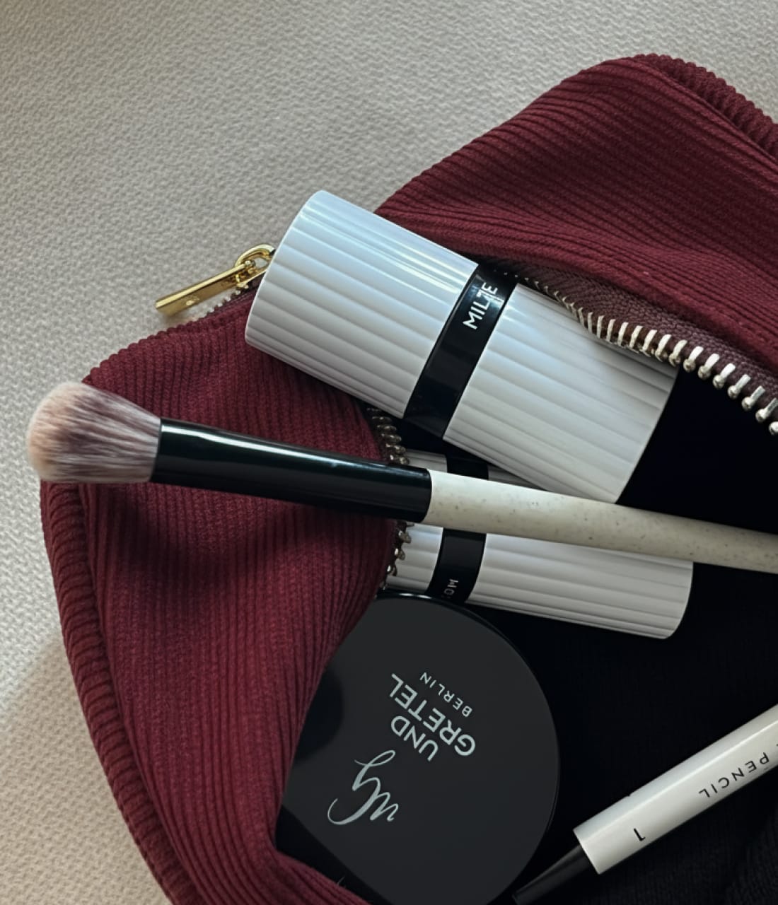 Black Sale UND GRETEL VIP Pre-Sale Goodie