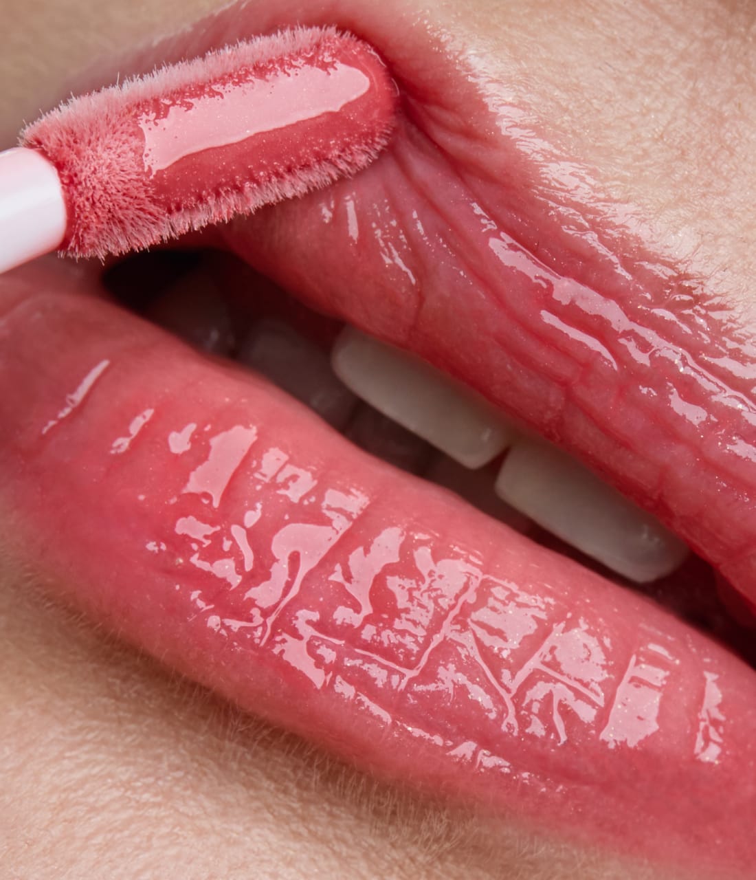 Oktoberfest UND GRETEL Lipgloss Blushed