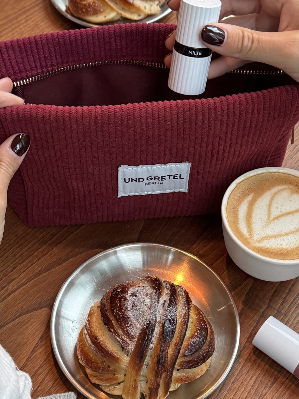 UND GRETEL Black Sale 2025 Pre-Sale Bag